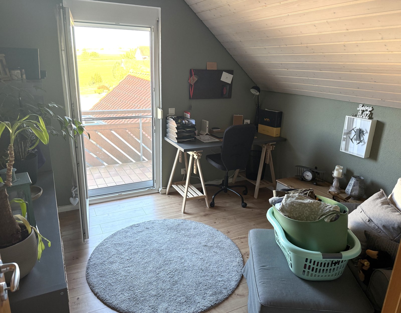 DG Kinderzimmer 2 mit Zugang auf Westbalkon