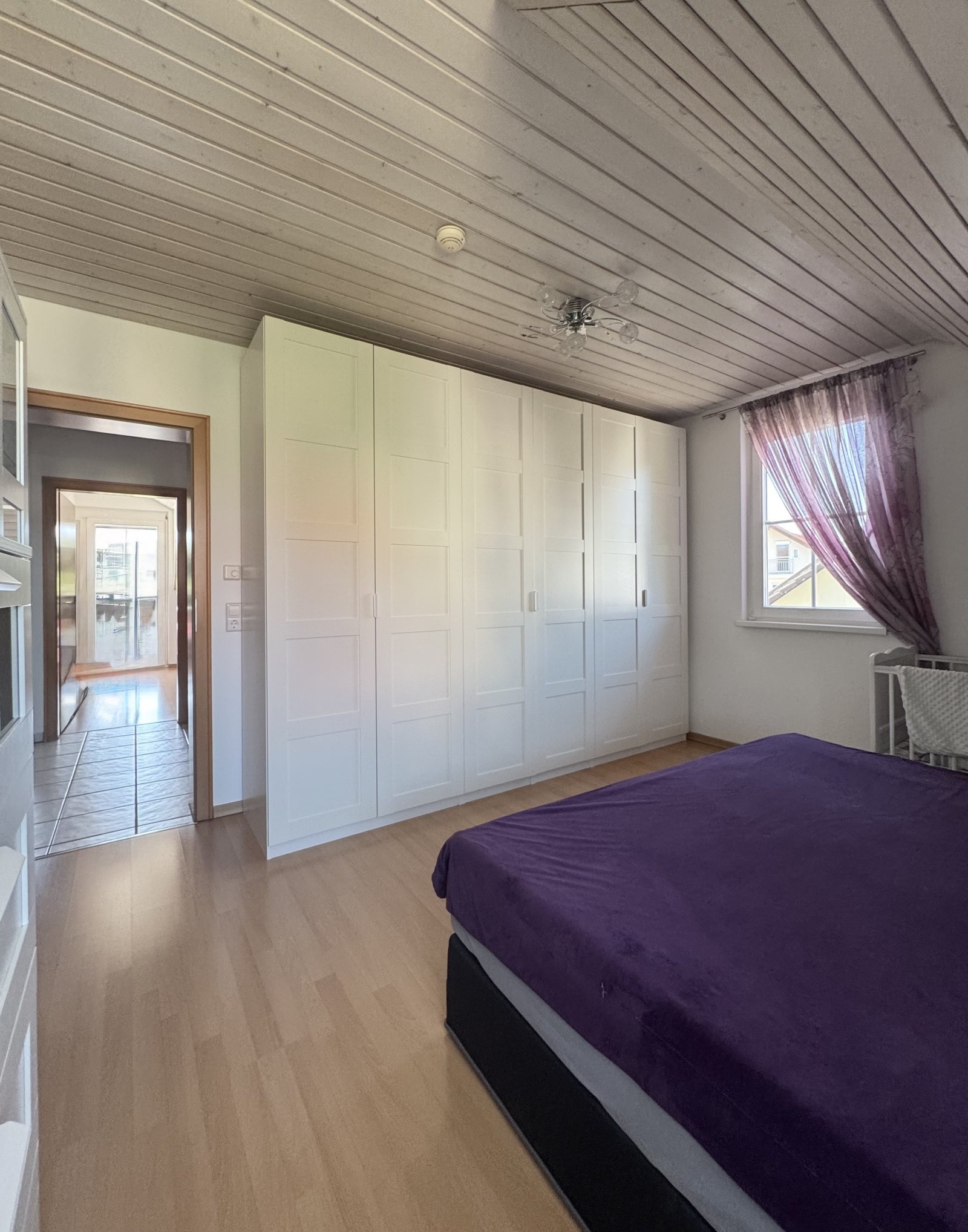 Schlafzimmer 1
