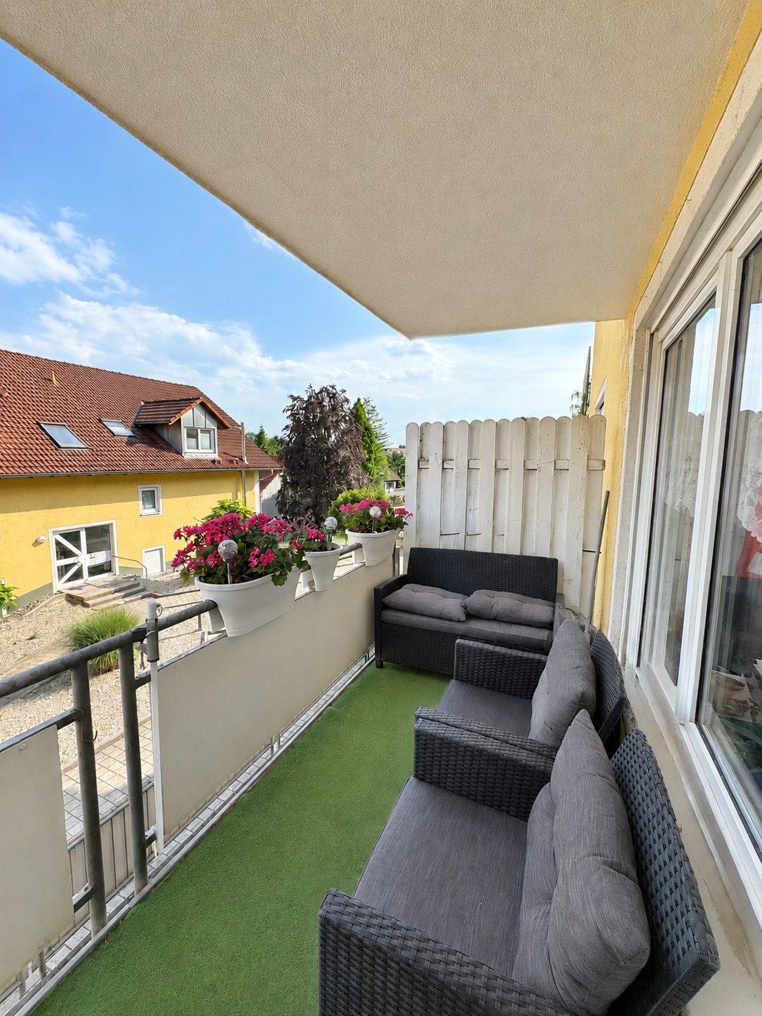 Balkon linke Seite Balkon linke Seite