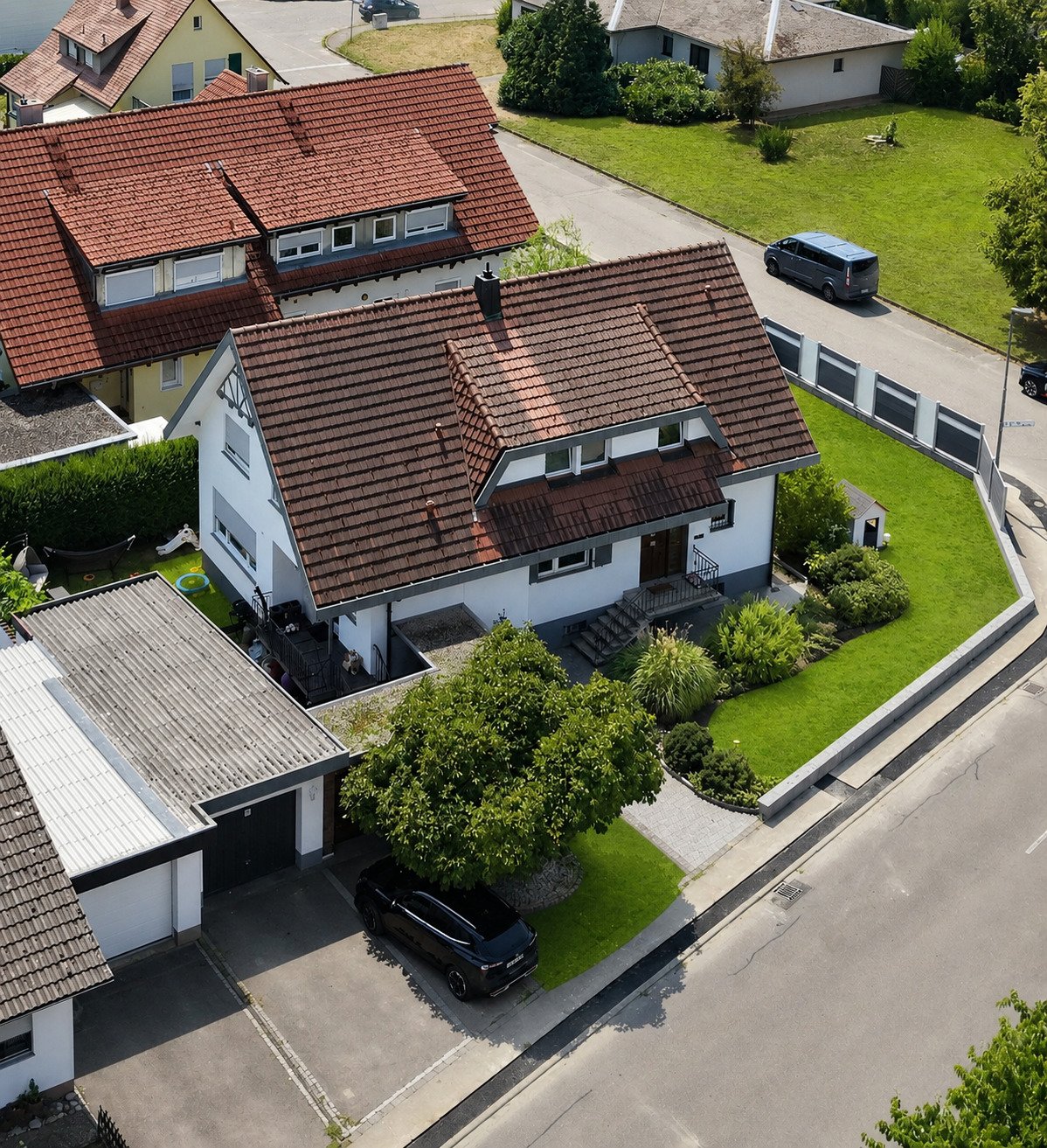 Lauchringen: Lauchringen-Großzügiges 6,5 Zi. Einfamilienhaus mit Garage und überdachtem Freisitz in Top Lage Lauchringen: Lauchringen-Großzügiges 6,5 Zi. Einfamilienhaus mit Garage und überdachtem Freisitz in Top Lage