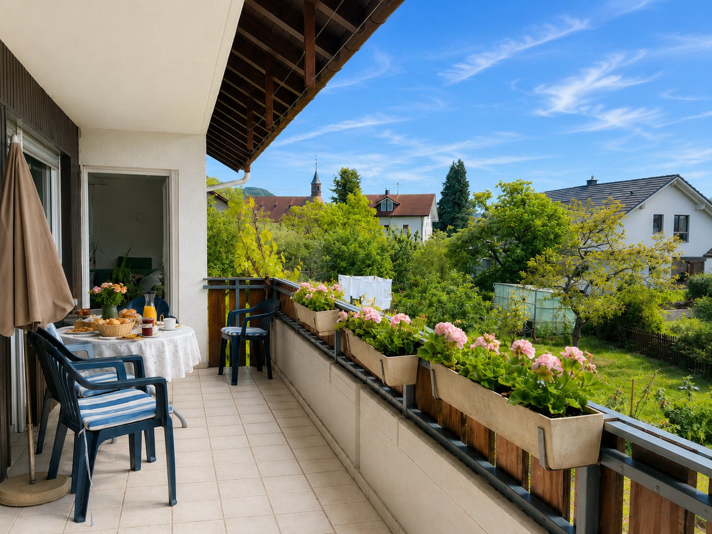 EG Balkon mit toller Aussicht ins Grüne EG Balkon mit toller Aussicht ins Grüne
